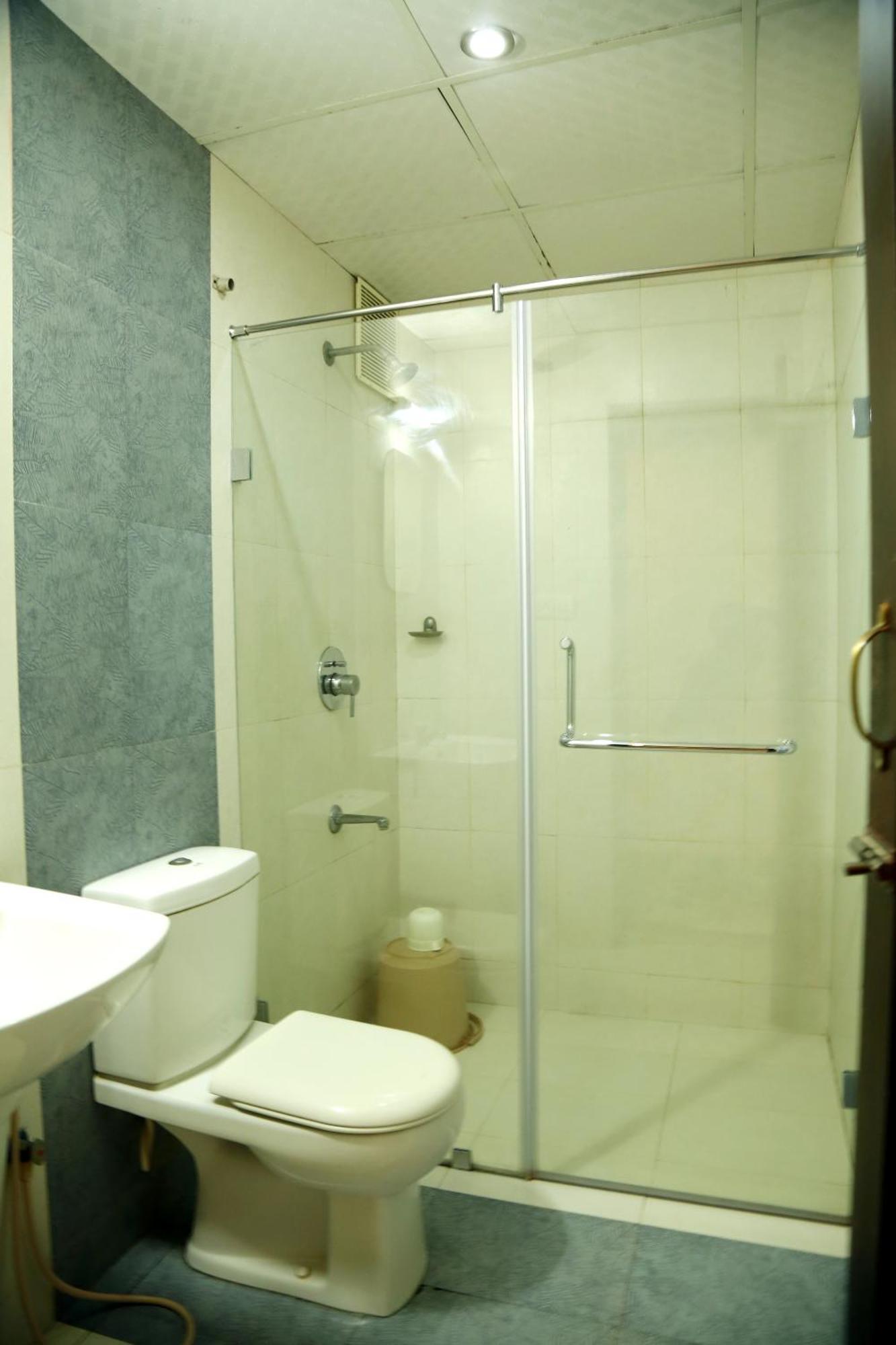 Seagate Church View Resorts Велангани Екстериор снимка